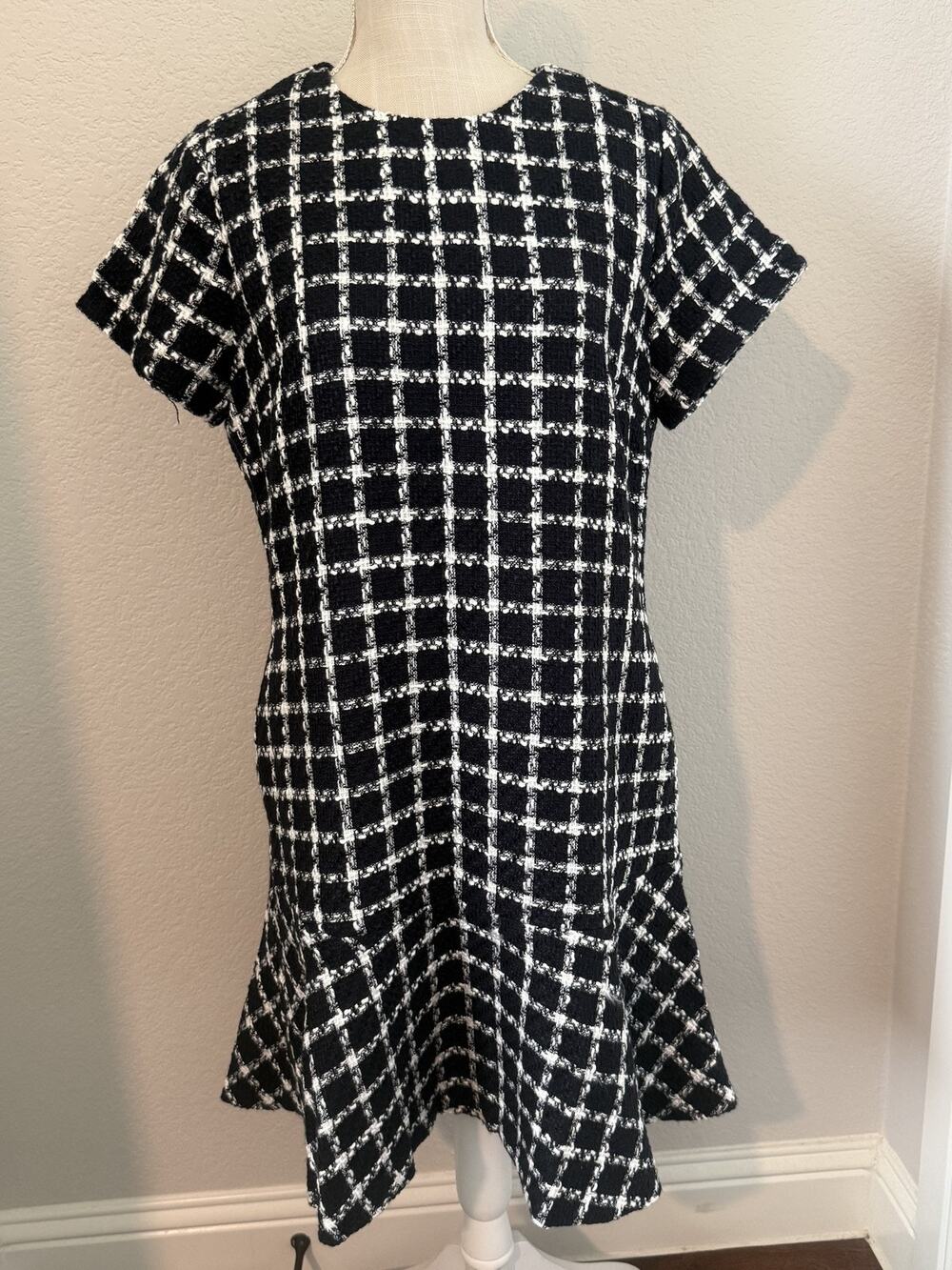 Free Assembly Plaid Tweed Fit & Flare Dress Black White Short Sleeve Sz 8 Office